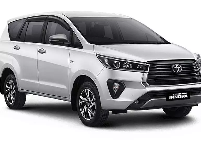 Delhi to Jaipur Taxi in Innova Crysta - Spacious and Comfortable SUV